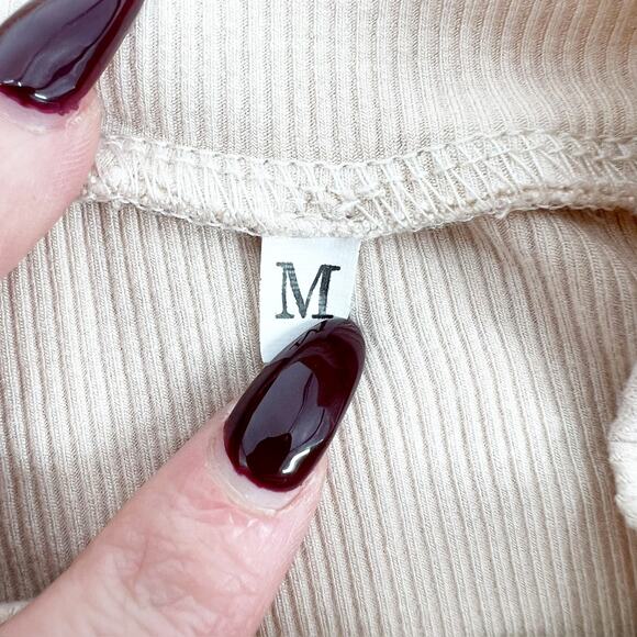 Urban Outfitters Cream Turtleneck Ribbed Long Sleeve M - Picture 4 of 5